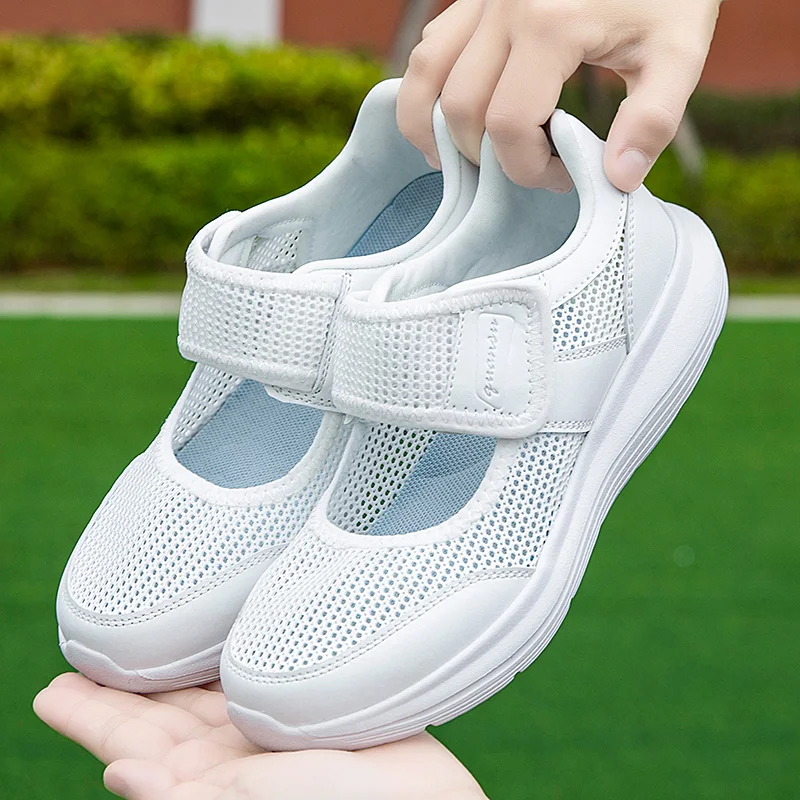 Outdoor Lighting Hooks - Sepatu Wanita Sneakers Lebar Model Barefoot
