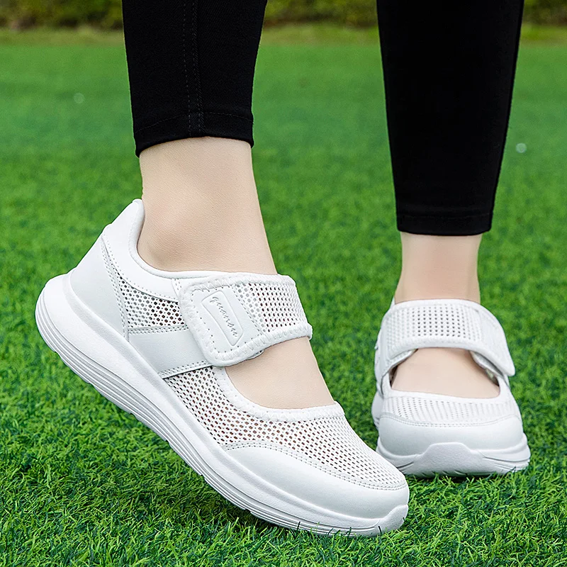 Sepatu Wanita Sneakers Lebar M - Outdoor Lighting Hooks ulasan dan harga