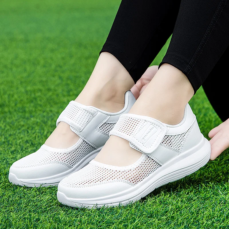 Sepatu Wanita Sneakers Lebar M - Outdoor Lighting Hooks ulasan dan harga