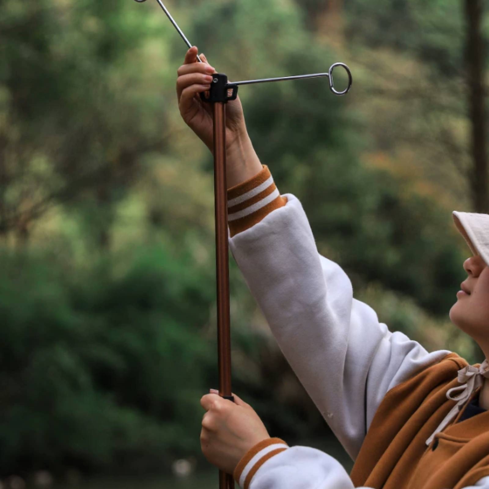 Penyangga Tripod dengan Pengai - Outdoor Lighting Hooks ulasan dan harga
